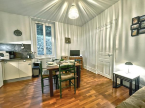 Calme, proche des thermes et des commerces
